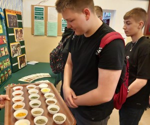 751832e1-d5bb-4731-be46-4d063046a880