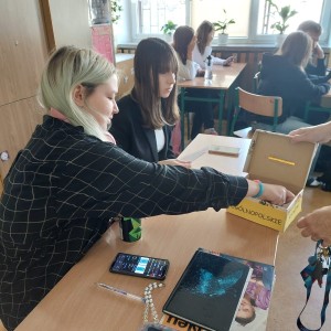 1ab8df96-1b72-4ce6-950f-04f06c6b4438