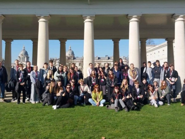 481567196_1203111575151372_669747174319311451_n