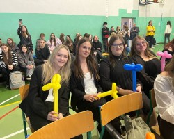 0c3a2f60-9277-40c5-a972-5891a6f818e0