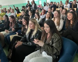 bb53b622-4946-422a-98dd-05e58ac6bfdd