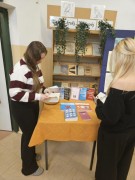 033ed1fe-8b8b-4560-b81f-2702f3f5882b